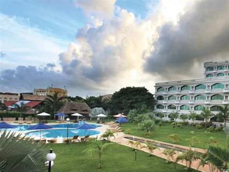 Delta Hotels By Marriott Dar Es Salaam Exteriör bild