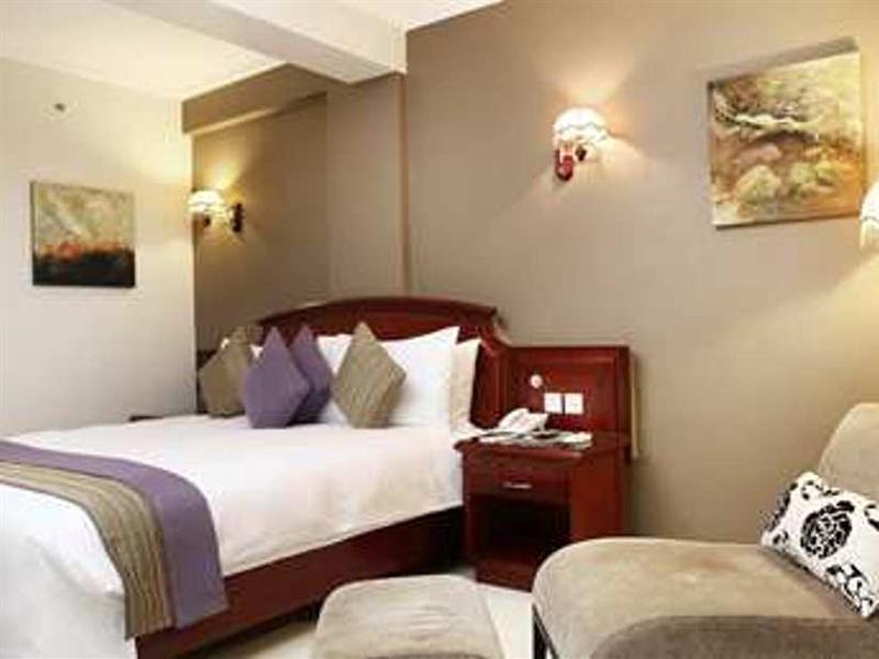 Delta Hotels By Marriott Dar Es Salaam Exteriör bild