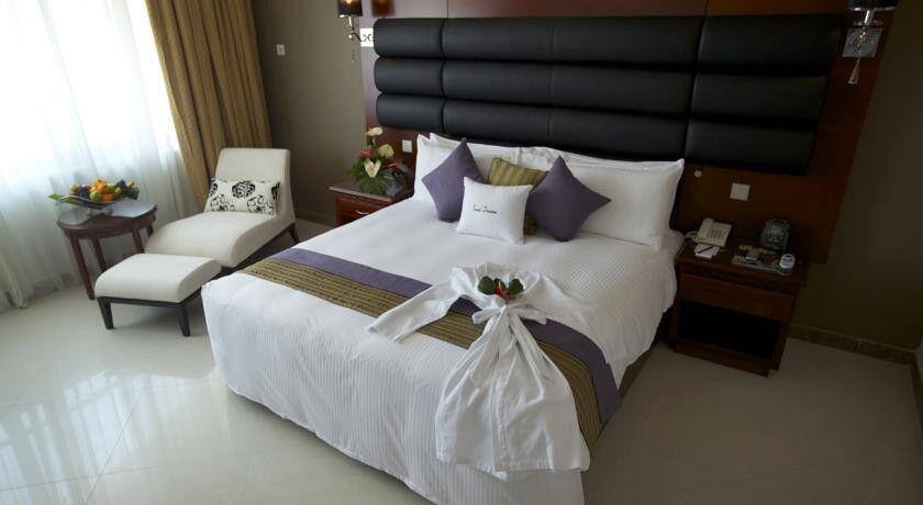 Delta Hotels By Marriott Dar Es Salaam Exteriör bild